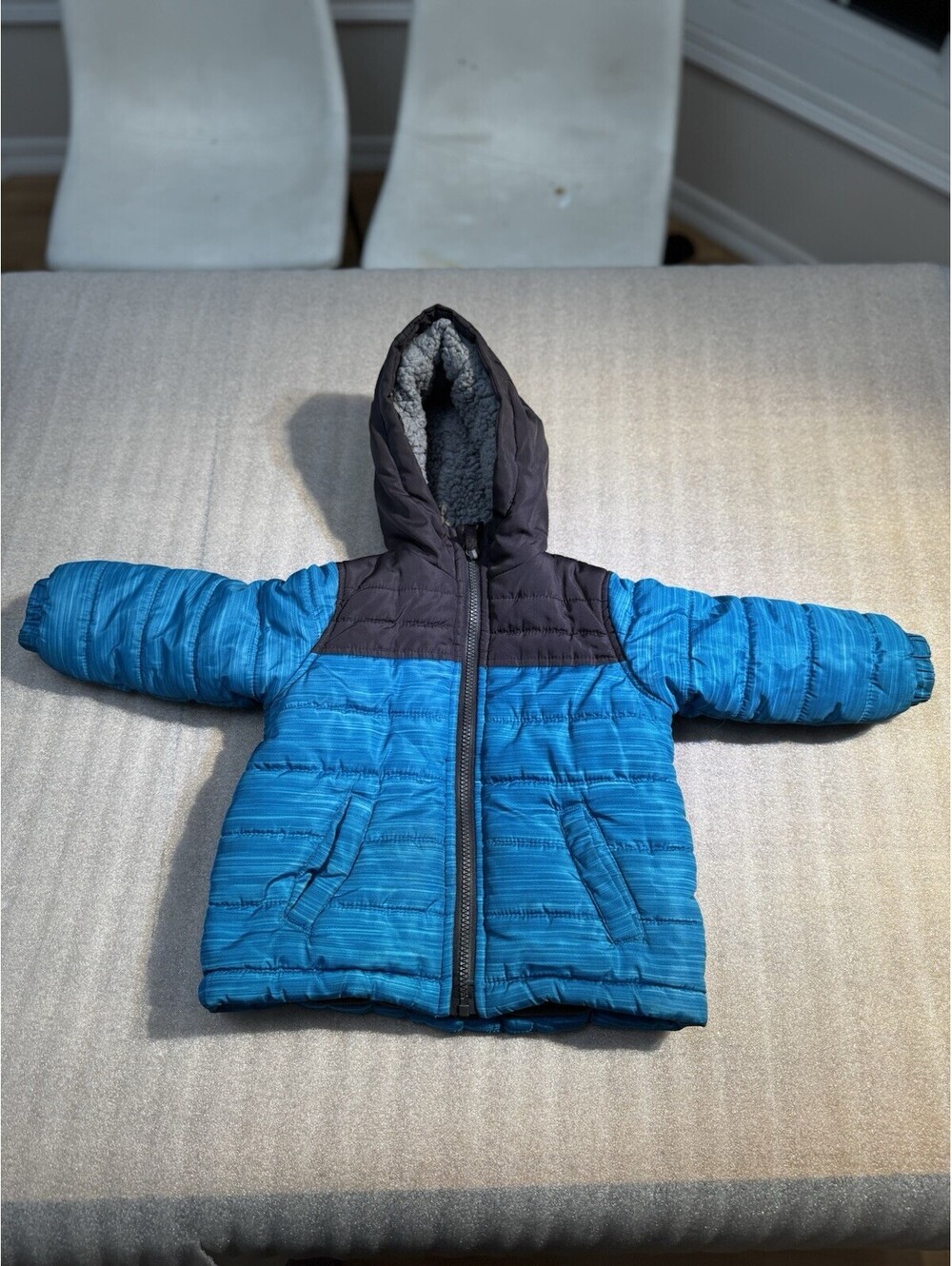 Kids AQ Puffer Jacket  Size 2T Cozy Sherpa Lined Hood Blue/Grey Warm